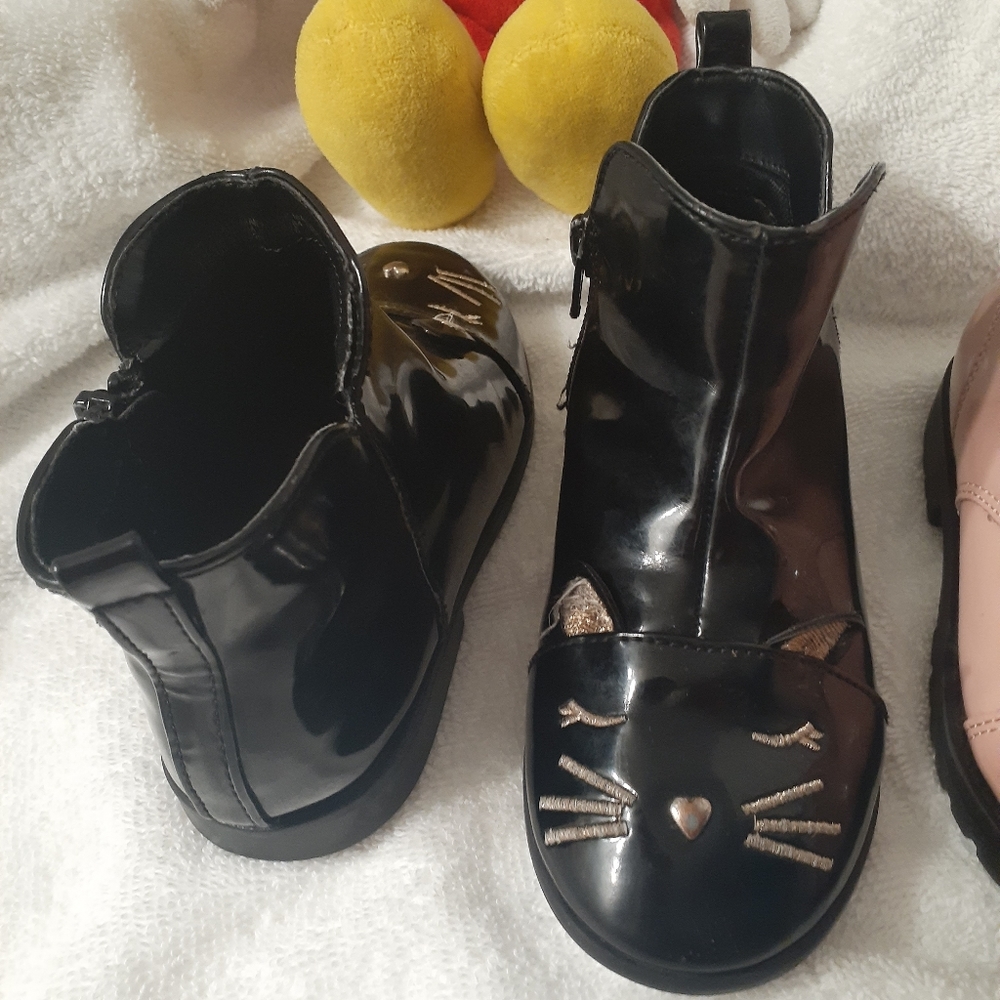 Shoe - Picture 5 of 7